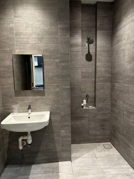 A.R Homestay Riverine Condominium クチン エクステリア 写真